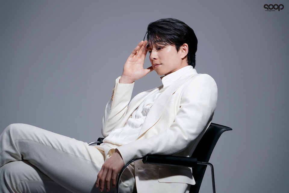 Phong cách của Gong Yoo ở tuổi 43 Phong cách của Gong Yoo ở tuổi 43