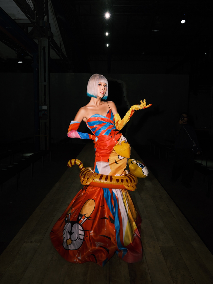 Quỳnh Anh Shyn nhận đãi ngộ khủng ở Milan Fashion Week