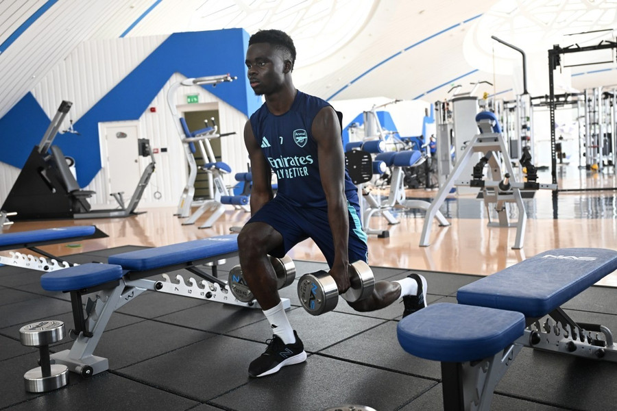 Arsenal nhận thêm cú sốc hàng công