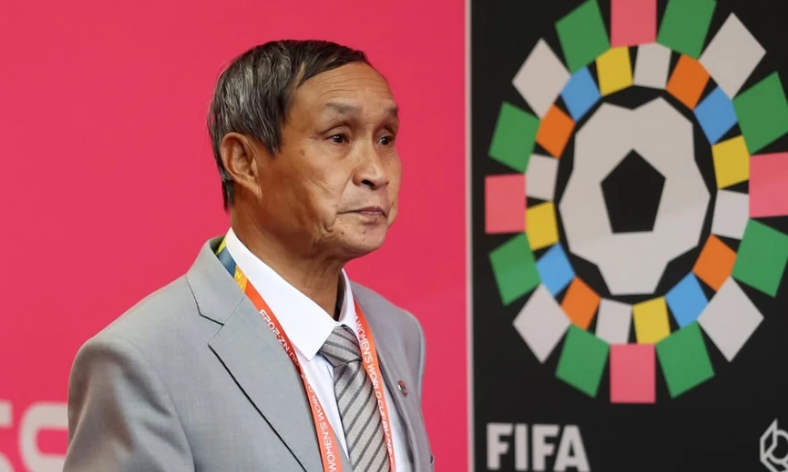 Huấn luyện viên Mai Đức Chung được FIFA vinh danh