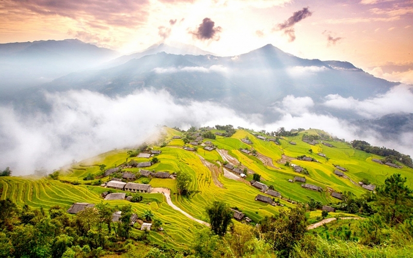 Mê mẩn những ngôi làng cổ đẹp như tranh ở Hà Giang Mê mẩn những ngôi làng cổ đẹp như tranh ở Hà Giang