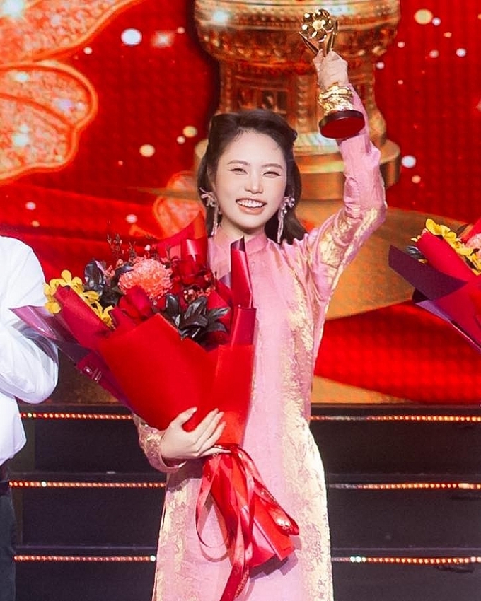 Phương Mỹ Chi lên tiếng xin lỗi sau khi tiết mục tại Làn Sóng Xanh gây ồn ào