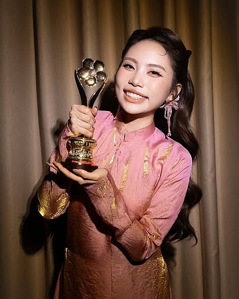 Phương Mỹ Chi lên tiếng xin lỗi sau khi tiết mục tại Làn Sóng Xanh gây ồn ào