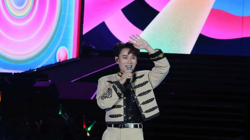 Trúc Nhân khuấy động sân khấu Hòa nhạc ánh sáng - Chào năm mới 2026