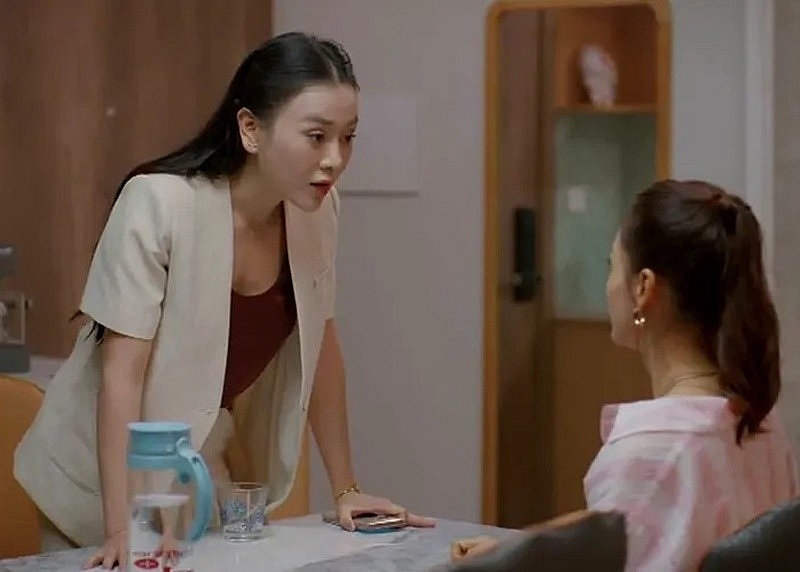 Vì sao bài đăng mới của diễn viên Phương Oanh thu hút sự chú ý?