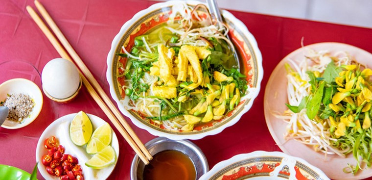 Foodtour Châu Đốc đặc sản nào khiến du khách mê mẩn