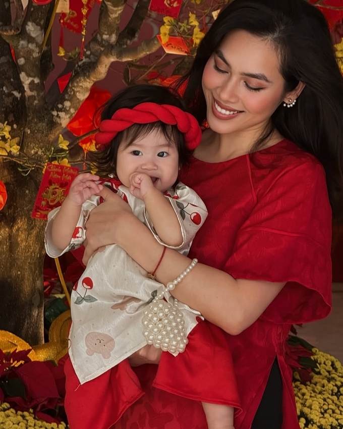 Sao Việt nô nức trở về Việt Nam đón Tết Nguyên đán 2026