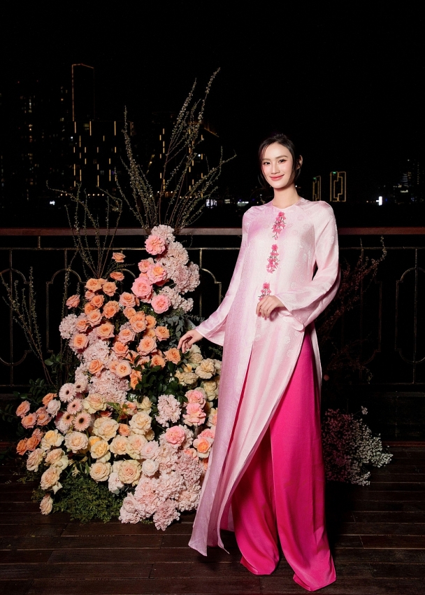 Sao Việt nô nức trở về Việt Nam đón Tết Nguyên đán 2026