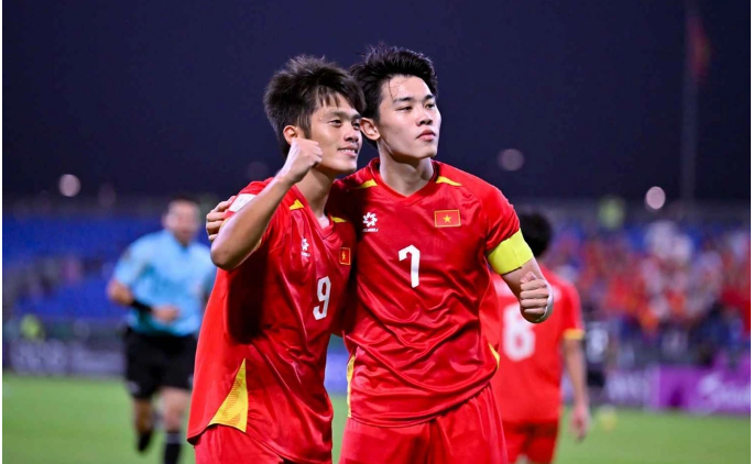 Đình Bắc xuất ngoại?