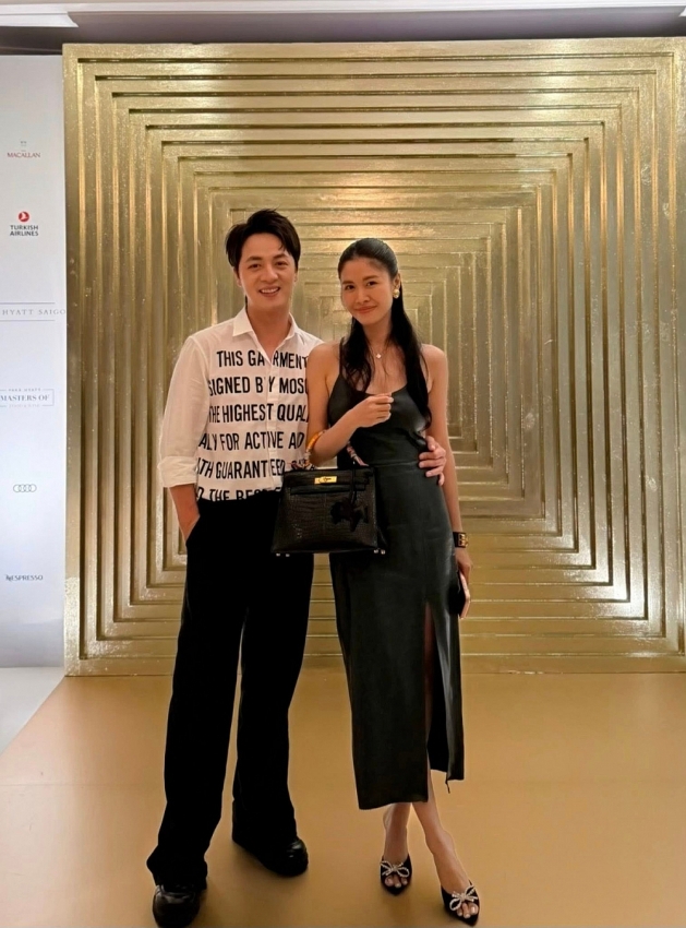 'Hoàng tử Vpop' Đăng Khôi và tổ ấm viên mãn bên hot girl Hà thành