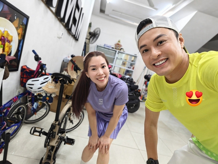 Hồng Đăng và hôn nhân 18 năm bền chặt bên vợ bằng tuổi