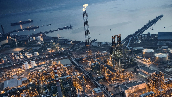 IEA hạ dự báo tăng trưởng nhu cầu dầu mỏ năm 2026