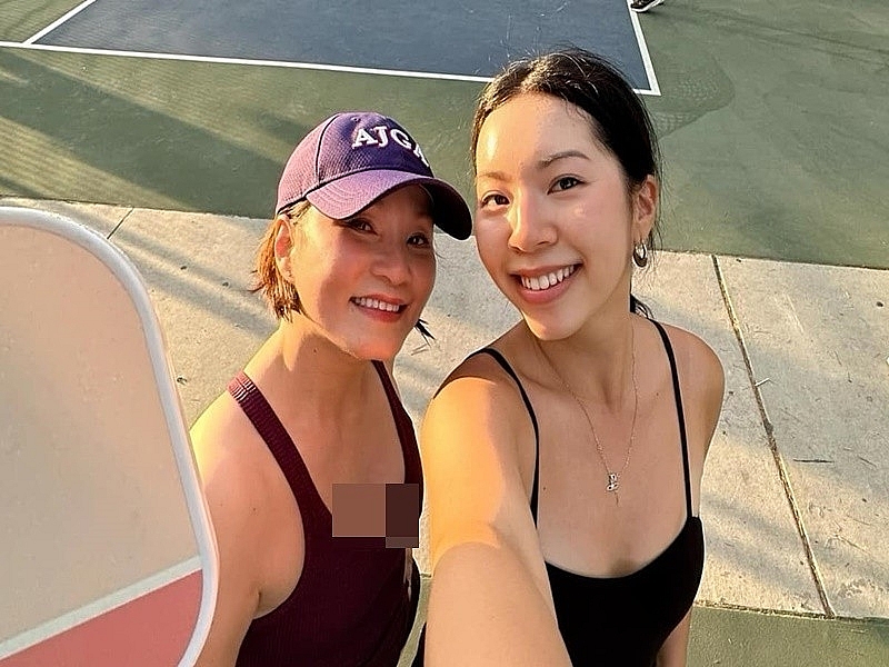 Hồng Đào nhan sắc đẹp mặn mà, đời thường đầy bình yên