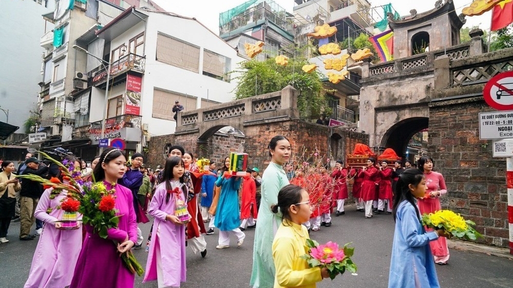 Du xuân ngày Tết đến đâu, chuẩn bị gì để chuyến đi trọn niềm vui?