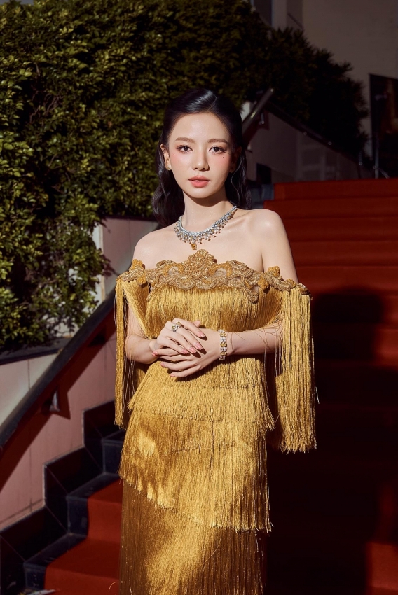 Dàn diễn viên nổi danh nhờ phim Mưa đỏ giờ ra sao? Dàn diễn viên nổi danh nhờ phim Mưa đỏ giờ ra sao?