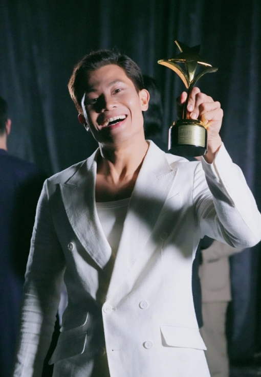 Diễn viên Phương Nam: Biết ơn và mãn nguyện! Diễn viên Phương Nam: Biết ơn và mãn nguyện!