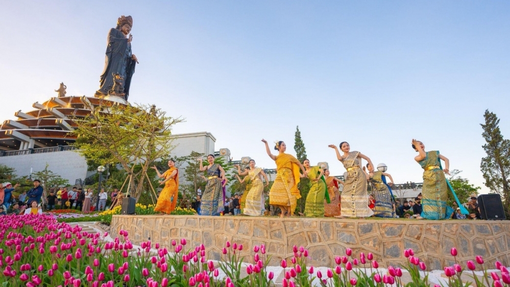 3 điểm du xuân miền Nam hút khách dịp Tết Nguyên đán 2026