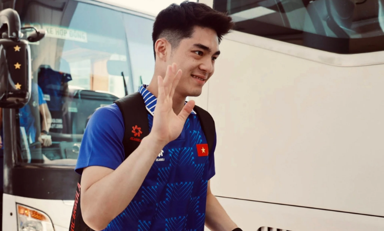 Đình Bắc vượt mặt Sơn Tùng M-TP và loạt sao hạng A Đình Bắc vượt mặt Sơn Tùng M-TP và loạt sao hạng A