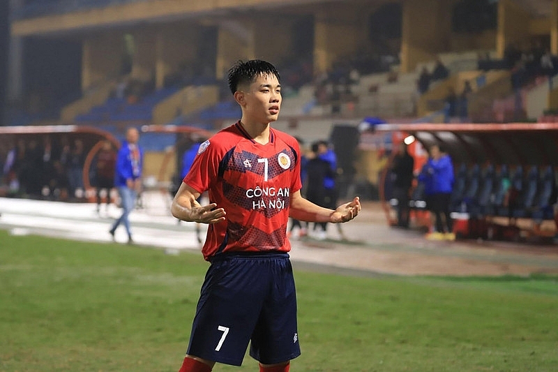 Đình Bắc vượt mặt Sơn Tùng M-TP và loạt sao hạng A Đình Bắc vượt mặt Sơn Tùng M-TP và loạt sao hạng A