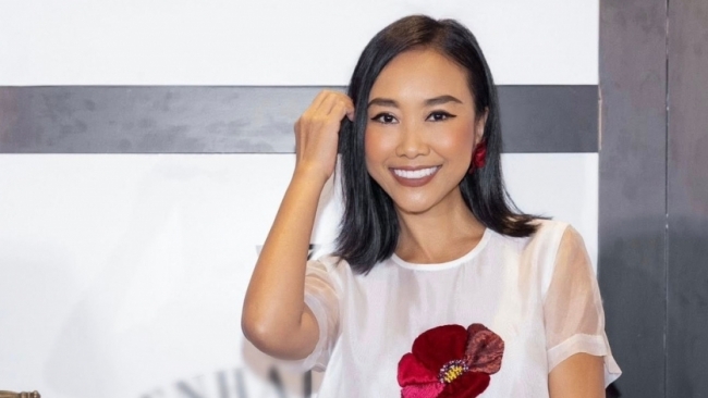 Vẻ đẹp riêng khó trộn lẫn của ca sĩ Đoan Trang