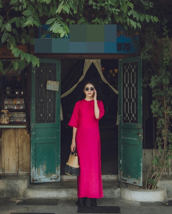 Tăng Thanh Hà diện áo dài mỗi dịp Tết khoe thần thái 'đỉnh cao'