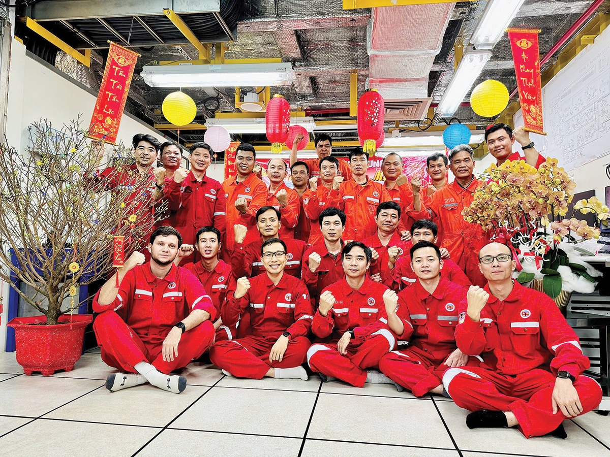 Tết giữa biển khơi Tết giữa biển khơi