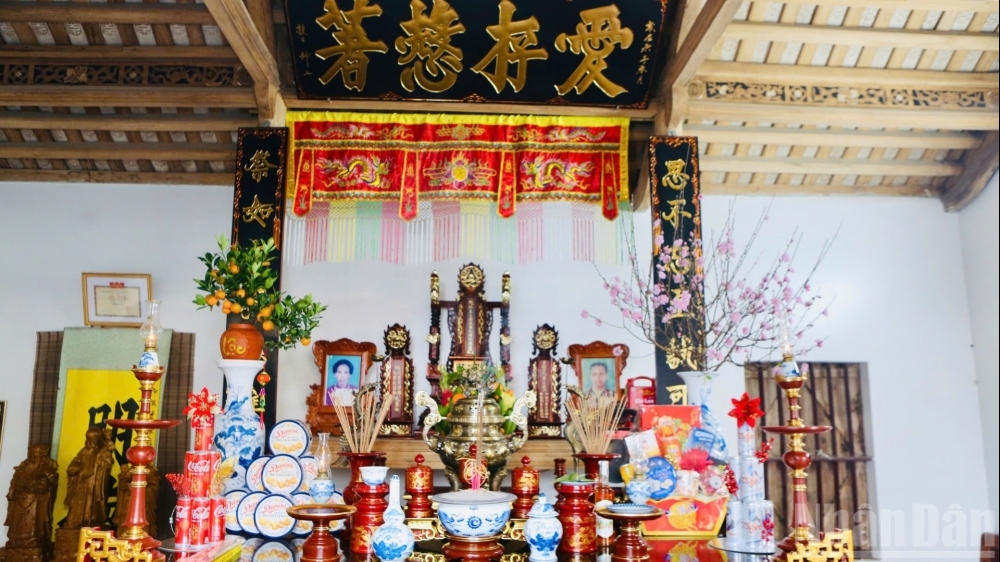 Giữ gìn nét đẹp thờ cúng gia tiên trong đời sống hiện đại