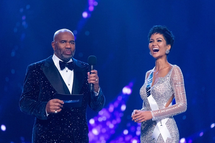 H’Hen Niê thay đổi thế nào sau gần 10 năm giành vương miện hoa hậu? H’Hen Niê thay đổi thế nào sau gần 10 năm giành vương miện hoa hậu?