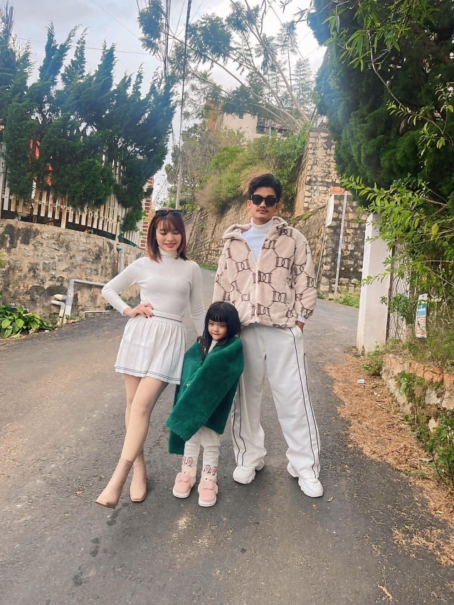 Cuộc sống viên mãn của diễn viên Mạc Văn Khoa và vợ Thảo Vy