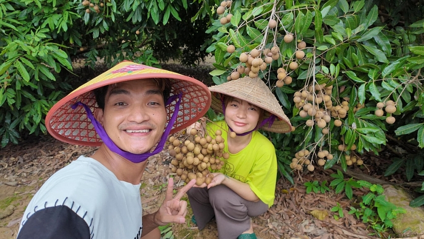 Cuộc sống viên mãn của diễn viên Mạc Văn Khoa và vợ Thảo Vy