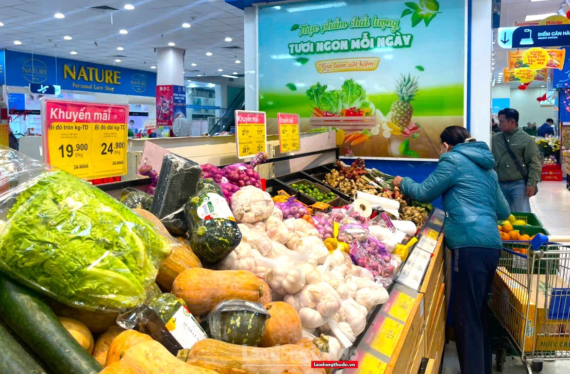 Hàng hoá đáp ứng tốt nhu cầu tiêu dùng tăng cao trong dịp Tết