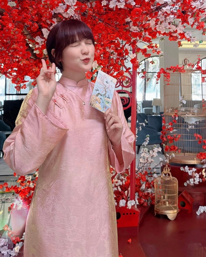 Hải Tú trở lại ấn tượng sau thời gian im ắng với hình ảnh mới Hải Tú trở lại ấn tượng sau thời gian im ắng với hình ảnh mới