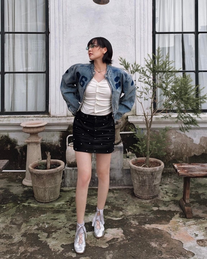 Hải Tú trở lại ấn tượng sau thời gian im ắng với hình ảnh mới Hải Tú trở lại ấn tượng sau thời gian im ắng với hình ảnh mới