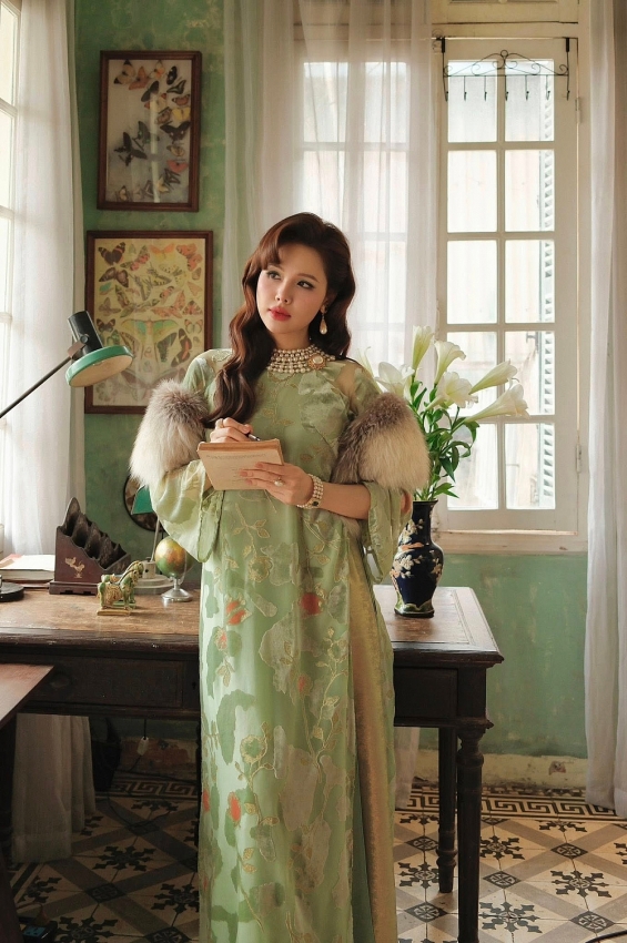 Phanh Lee khoe nhan sắc dịu dàng, khí chất quý cô Hà thành