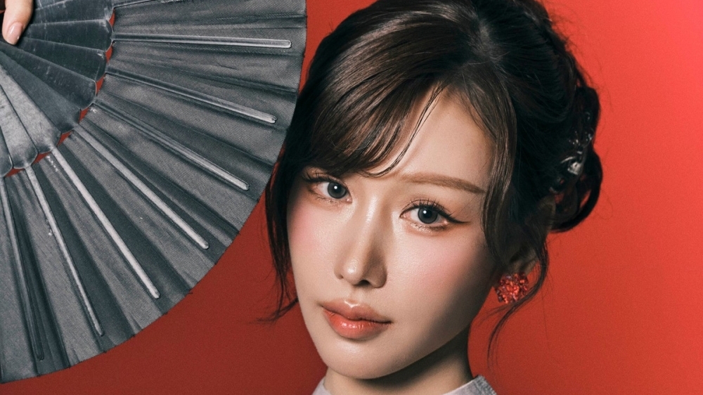 Min diện áo dài khoe sắc ngọt ngào trong ngày đầu năm mới