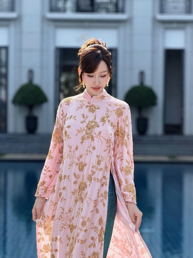 Min diện áo dài khoe sắc ngọt ngào trong ngày đầu năm mới Min diện áo dài khoe sắc ngọt ngào trong ngày đầu năm mới