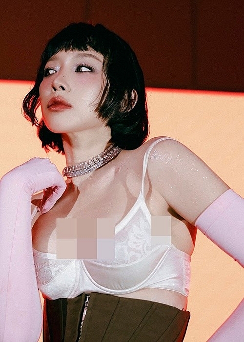 Tóc Tiên trở lại độc thân, lột xác với phong cách gợi cảm mới