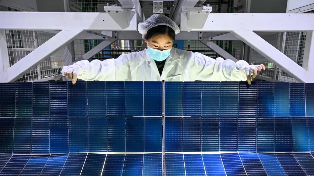 Trung Quốc thúc đẩy năng lượng tái tạo, Mỹ vẫn dựa vào than đá