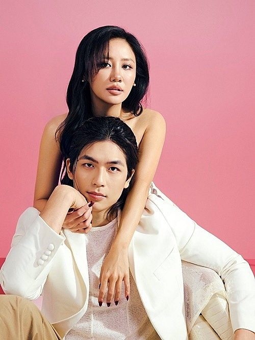 Hậu trường những nụ hôn trên màn ảnh của 'nam thần' Quốc Anh Hậu trường những nụ hôn trên màn ảnh của 'nam thần' Quốc Anh