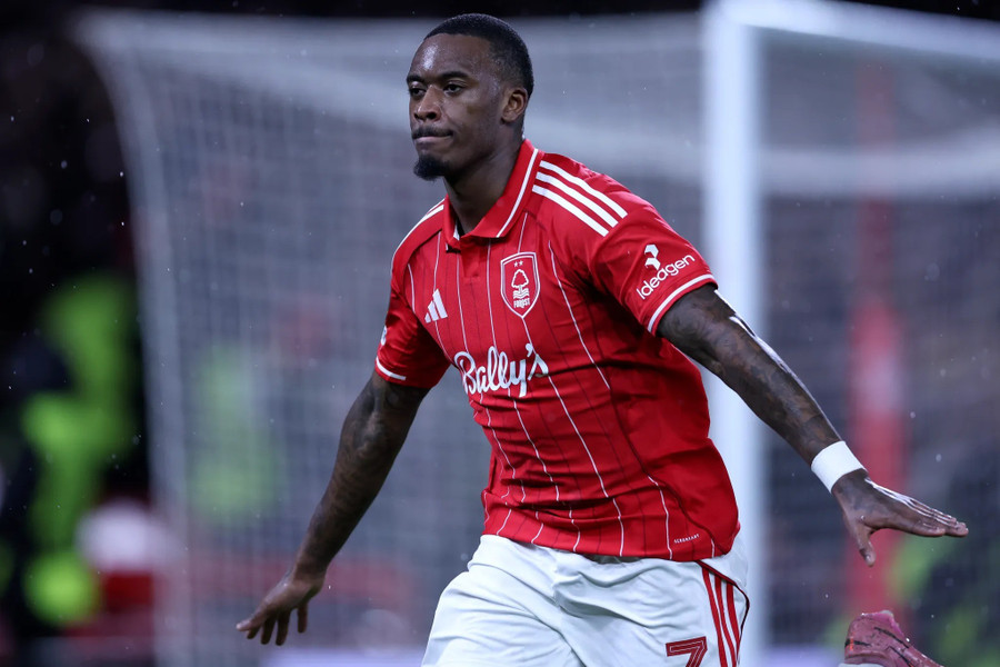 Hỗn loạn ở trận đấu giữa đại diện Anh – Thổ Nhĩ Kỳ tại Europa League