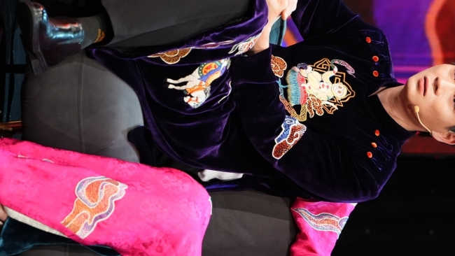 Tuấn Cry xúc động kể về người mẹ tần tảo và hành trình khẳng định bản thân tại 12 Con giáp