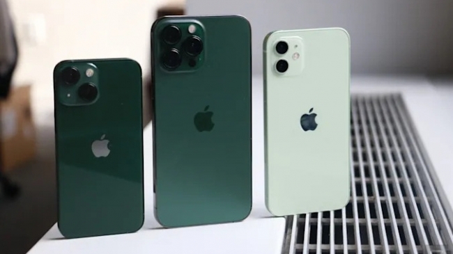iPhone 13 series màu xanh lục hút khách Việt, iPhone SE 3 2022 "không phải dạng vừa"
