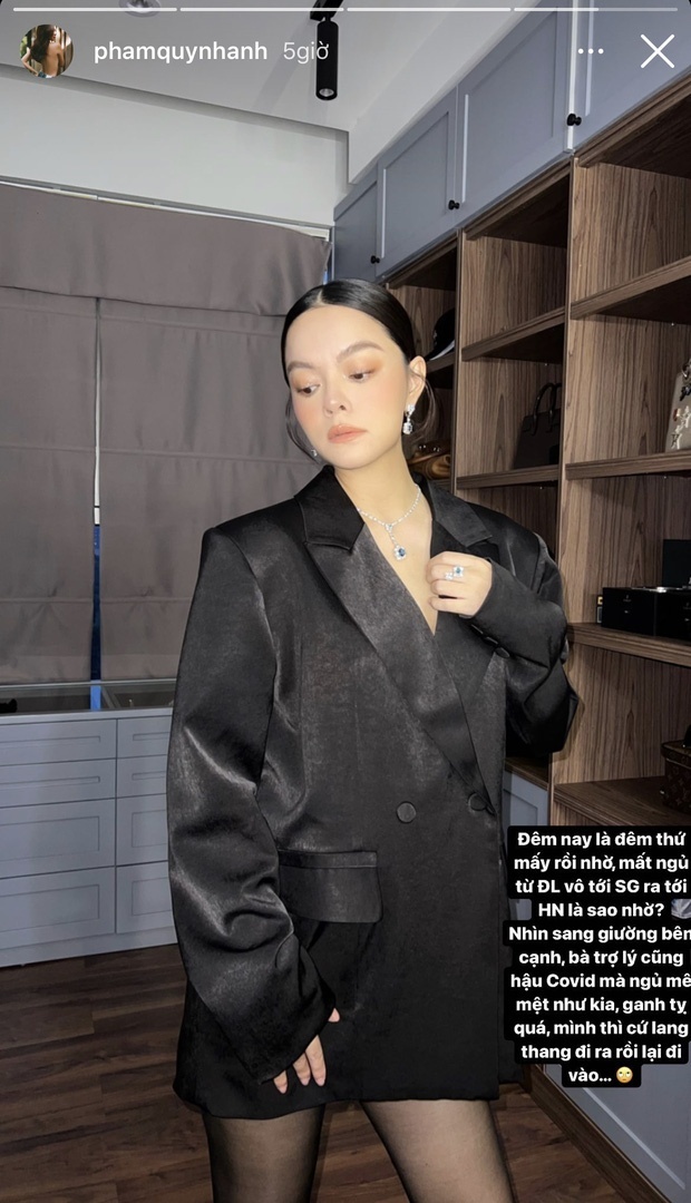 Song ca với Lam Trường, CĐM phát hiện Phạm Quỳnh Anh đeo nhẫn cầu hôn của tình trẻ Song ca với Lam Trường, CĐM phát hiện Phạm Quỳnh Anh đeo nhẫn cầu hôn của tình trẻ