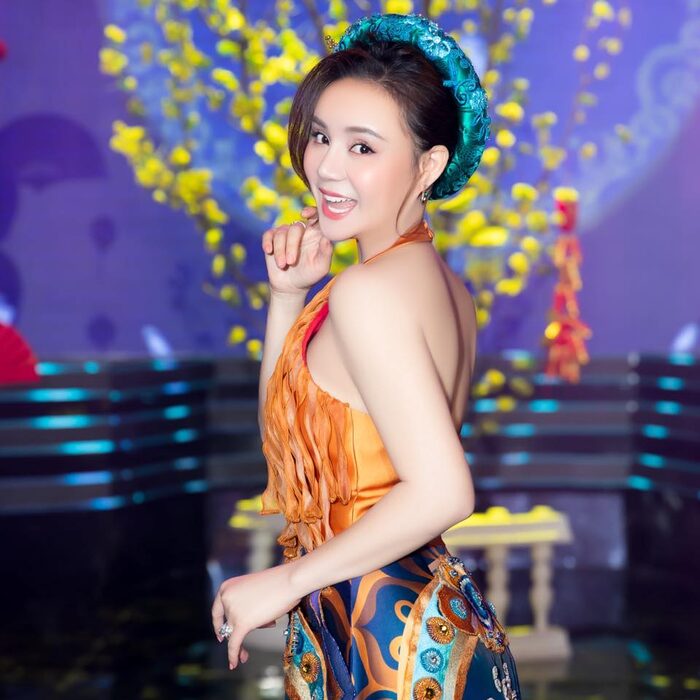 Được 'trả lại sự trong sạch', Vy Oanh lên tiếng cảnh cáo: 'Ai muốn ăn cơm nhà đá thì cứ tiếp tục'