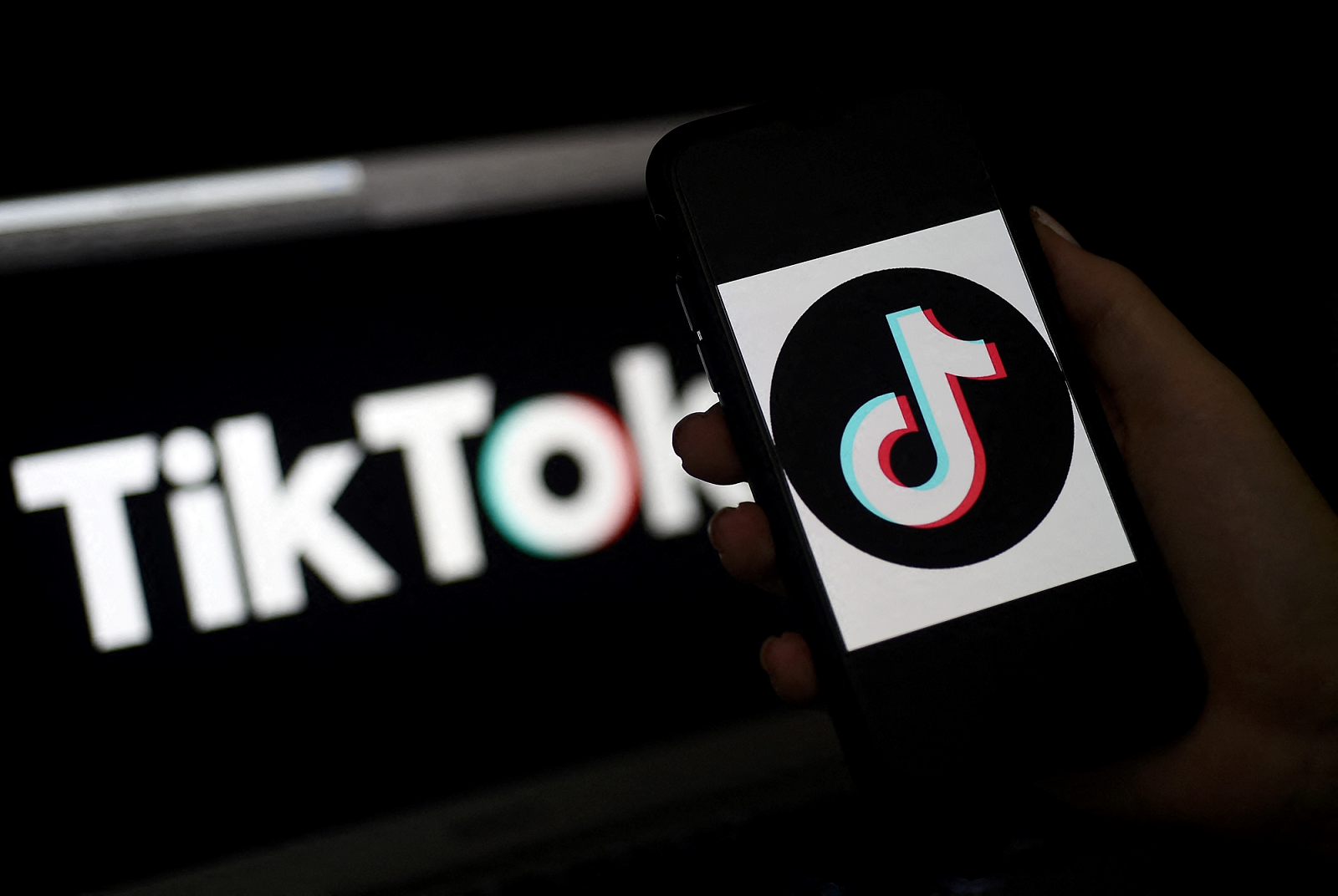Ác mộng hàng ngày của nhân viên TikTok