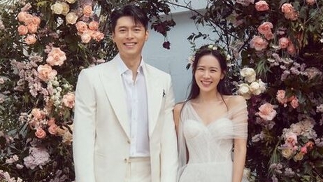Chính thức: Lộ ảnh cưới đẹp lung linh của Hyun Bin - Son Ye Jin, cô dâu chú rể cười hạnh phúc
