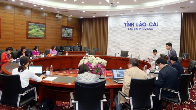 Phó Chủ tịch UBND tỉnh Nguyễn Trọng Hài làm việc với Đoàn công tác ADB