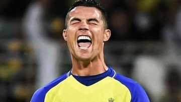 Ronaldo nổi giận trong ngày Al Nassr mất ngôi đầu