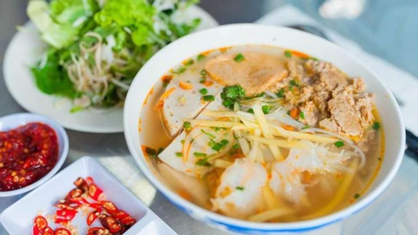Bún chả cá Quy Nhơn - đặc sản vạn người mê ở Bình Định