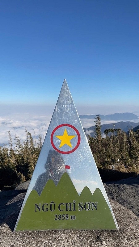 Trekking Ngũ Chỉ Sơn - “đệ nhất hùng sơn” của Tây Bắc Trekking Ngũ Chỉ Sơn - “đệ nhất hùng sơn” của Tây Bắc